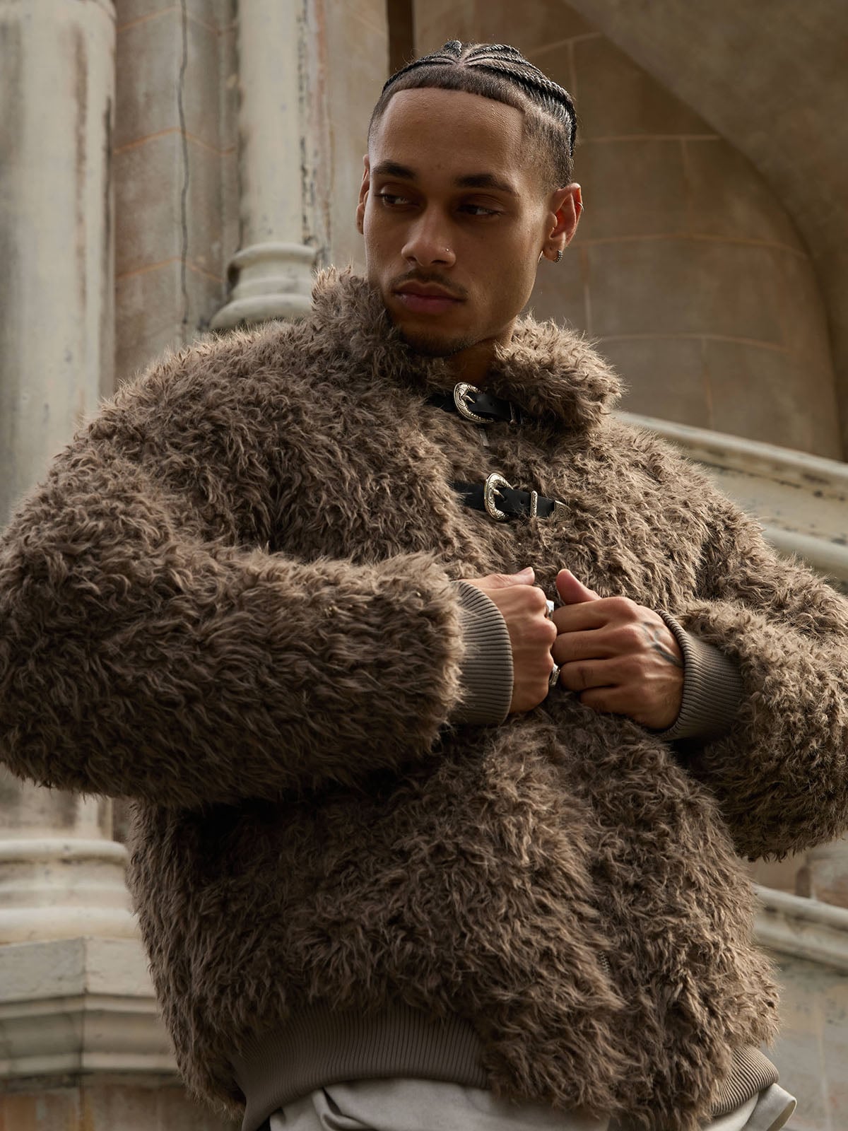 C&C METAL DÜĞMELİ KÜRK, DERİ TABANLI CEKET